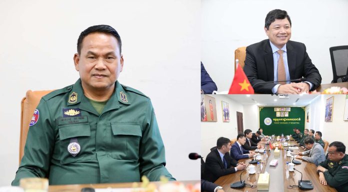 ឯកឧត្តម នាយឧត្តមសេនីយ៍ ស ថេត អនុញ្ញាតឱ្យ ប្រធានស្ថានតំណាងក្រសួងនគរបាល អមស្ថានទូតវៀតណាម ប្រចាំកម្ពុជា និងសហការី ចូលជួបសម្តែងការគួរសម និងជូនពរក្នុងឱកាសពីធីបុណ្យចូលឆ្នាំថ្មី ប្រពៃណីជាតិខ្មែរ